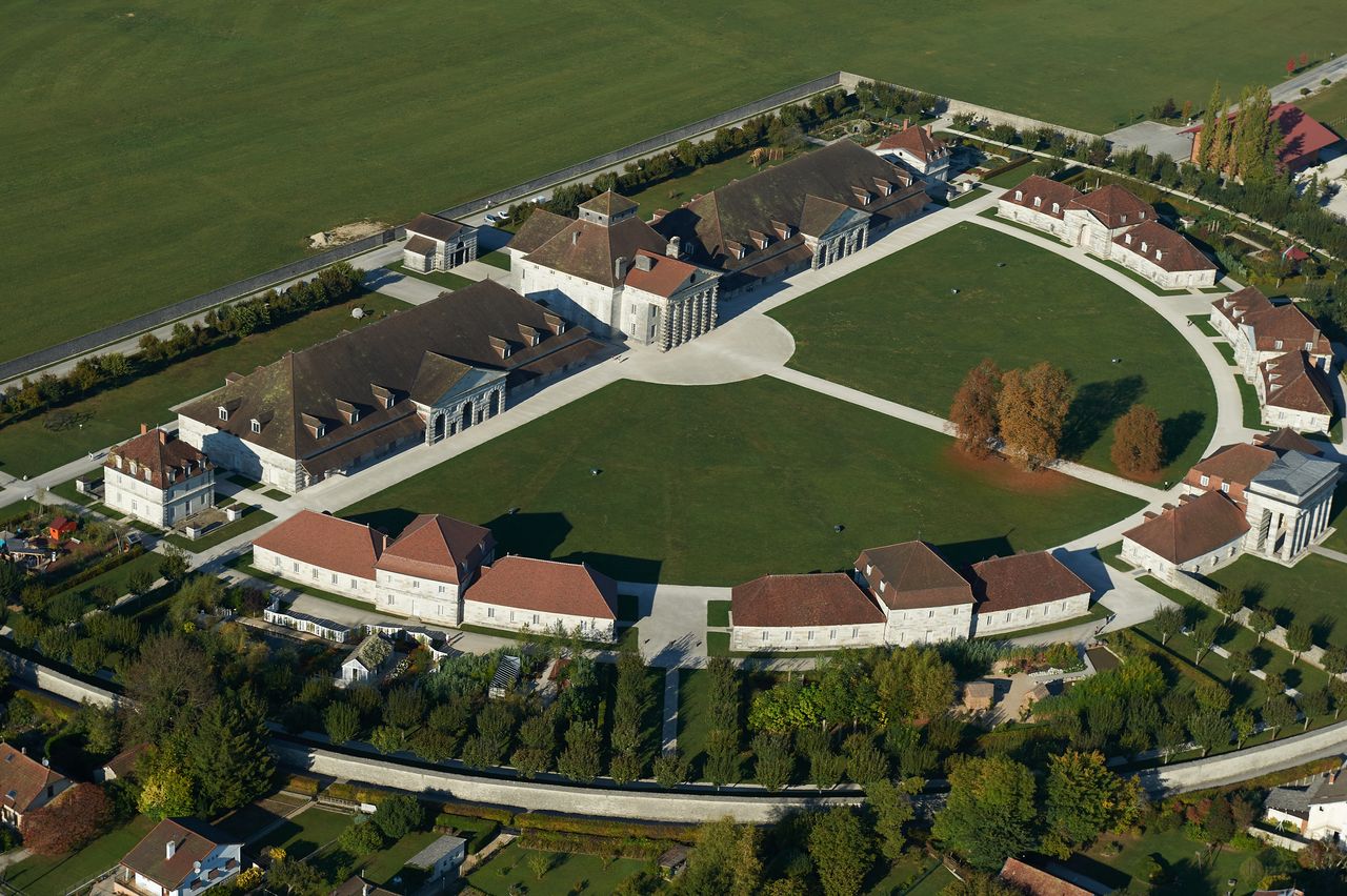 Monuments Salines Royales d'Arc-Et-Senans BI-0187